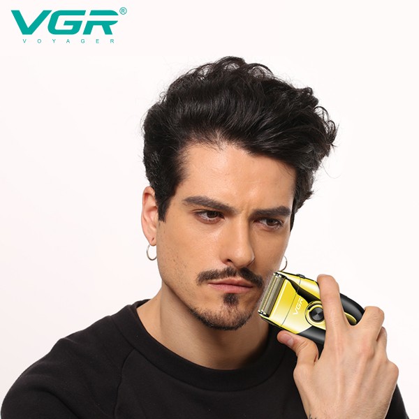 Электробритва VGR V-383 шейвер, двойное лезвие и триммер, IPX4, LED display 