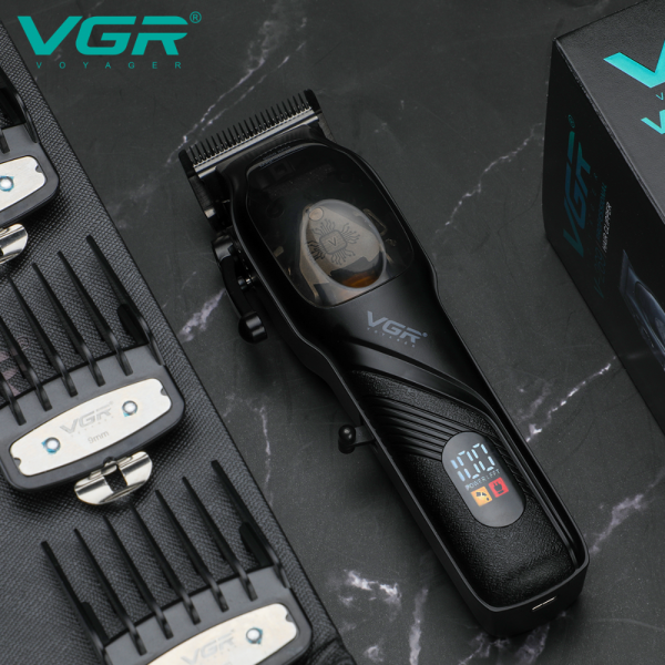 Аккумуляторная машинка для стрижки (clipper) VGR V-269, 4 насадки, LED display 