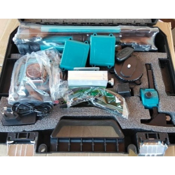 Аккумуляторный лазерный Makita нивелир SK700GDZ 4D-16 линейный уровень со штативом