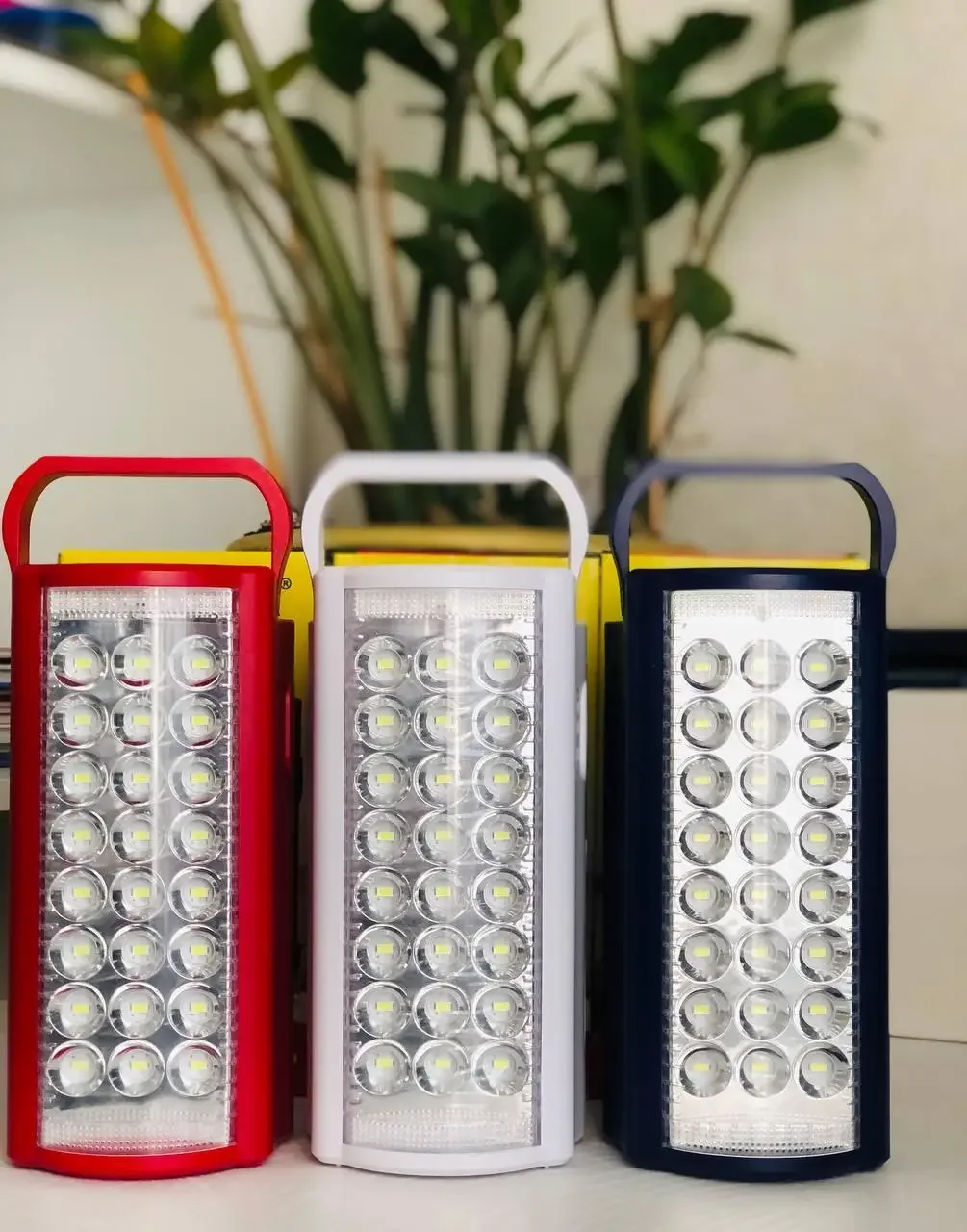 Переносной светодиодный фонарь 24 LED ALMINA TH-2606 (с павербанком)